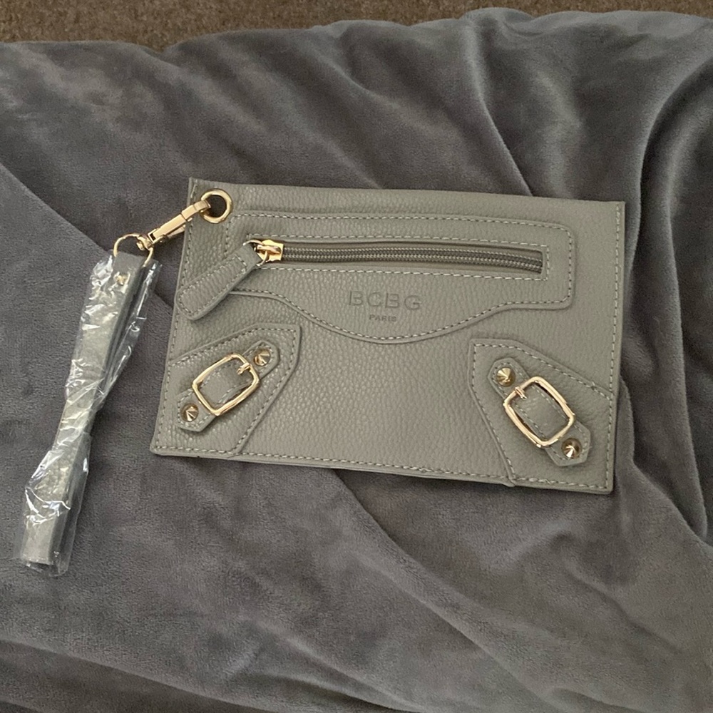 BCBG Paris gray change wallet